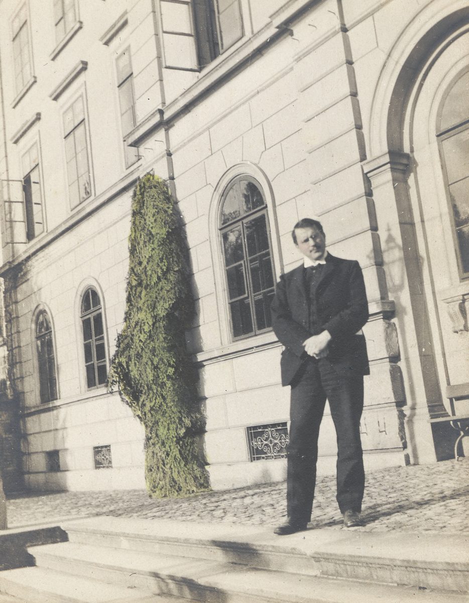 Carl Jung photographed around 1909, in his mid-thirties, during his years at the Burgholzli clinic in Zurich.