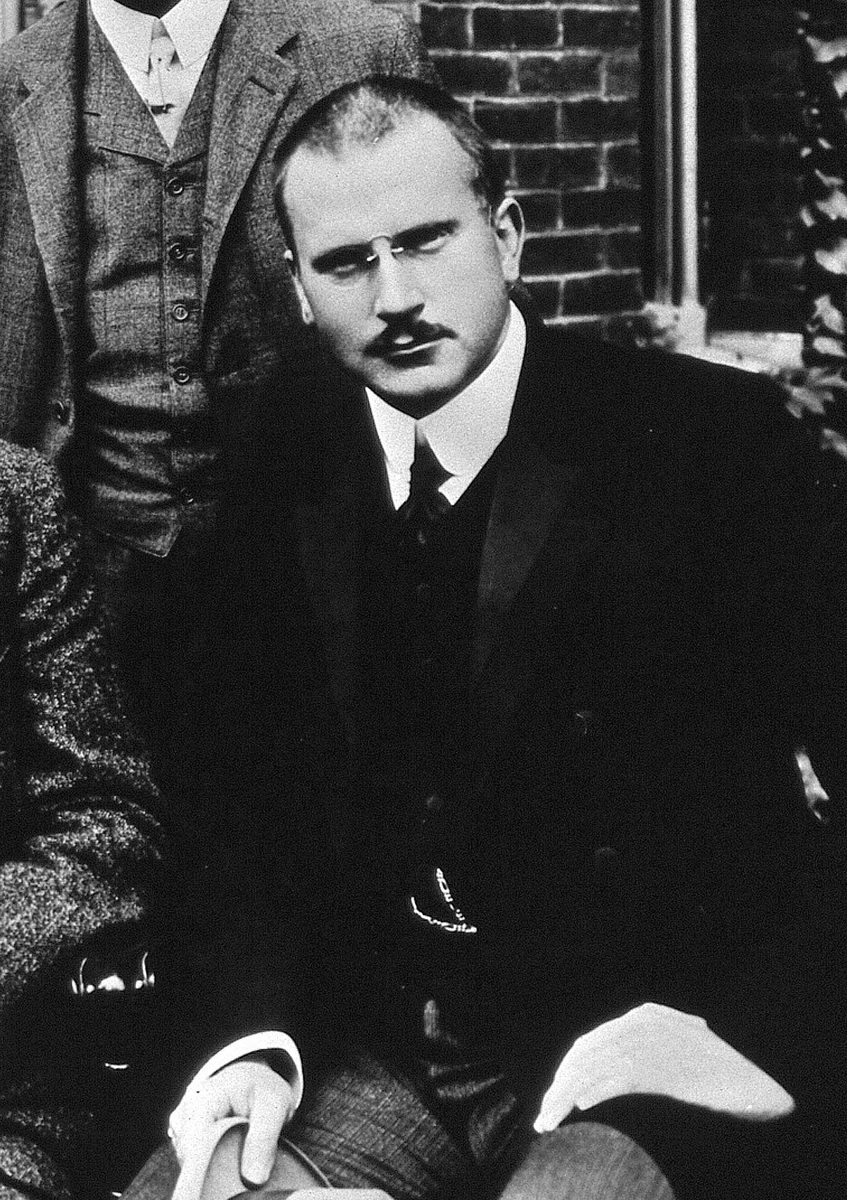 Photographic portrait of Carl Jung in old age.